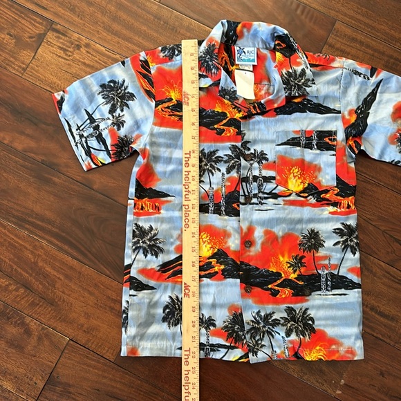 NWT | RJC Clancey shirt Kilauea Big Island Volcano kids Shirt - Picture 5 of 9